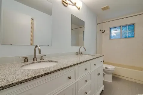 3707 NW 66th Place Gainesville FL 32653