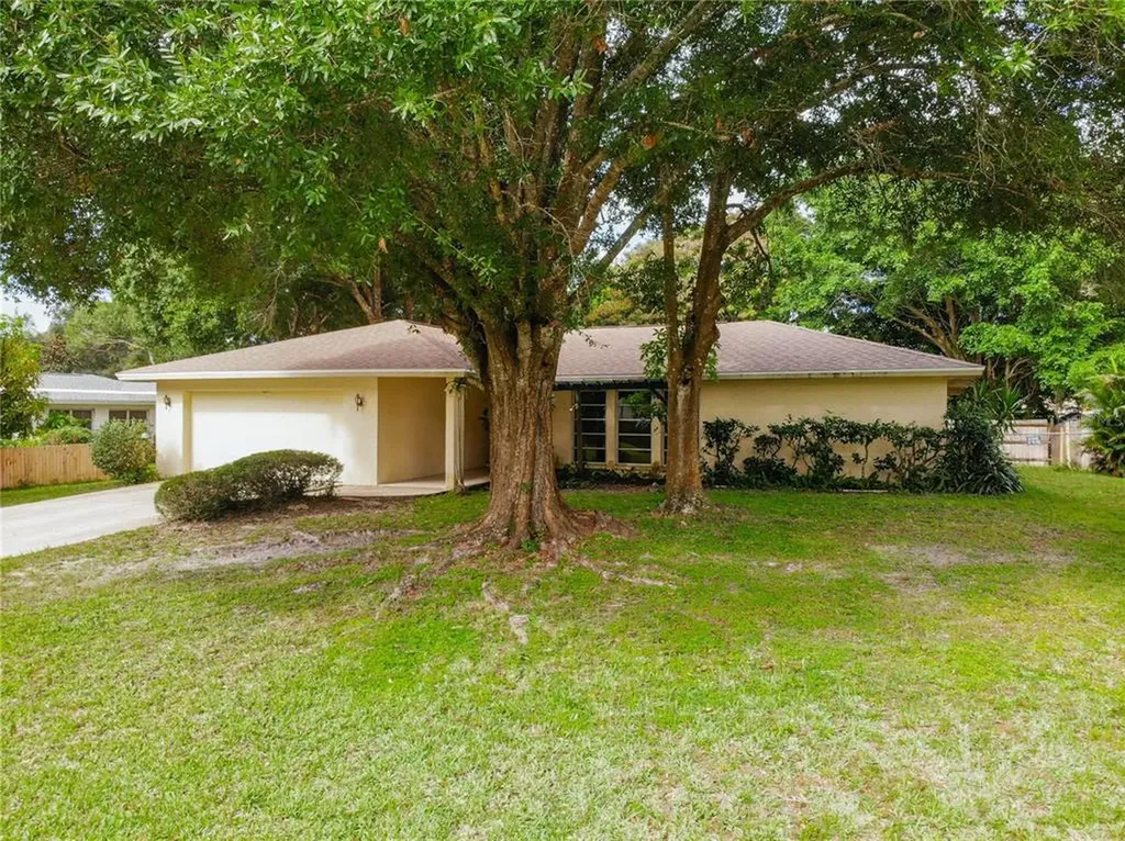 2726 Amanda Drive Sarasota FL 34232