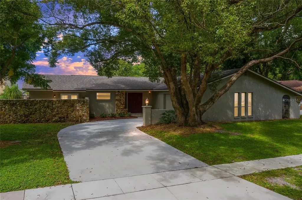 402 Seville Avenue Altamonte Springs FL 32714