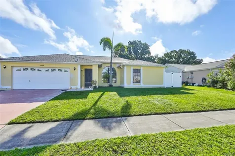 5609 21st Street Court E Bradenton FL 34203