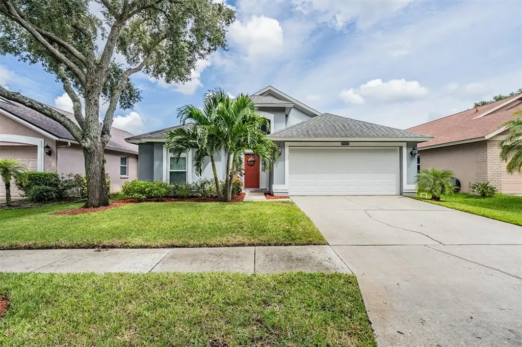 12327 Glenfield Avenue Tampa FL 33626