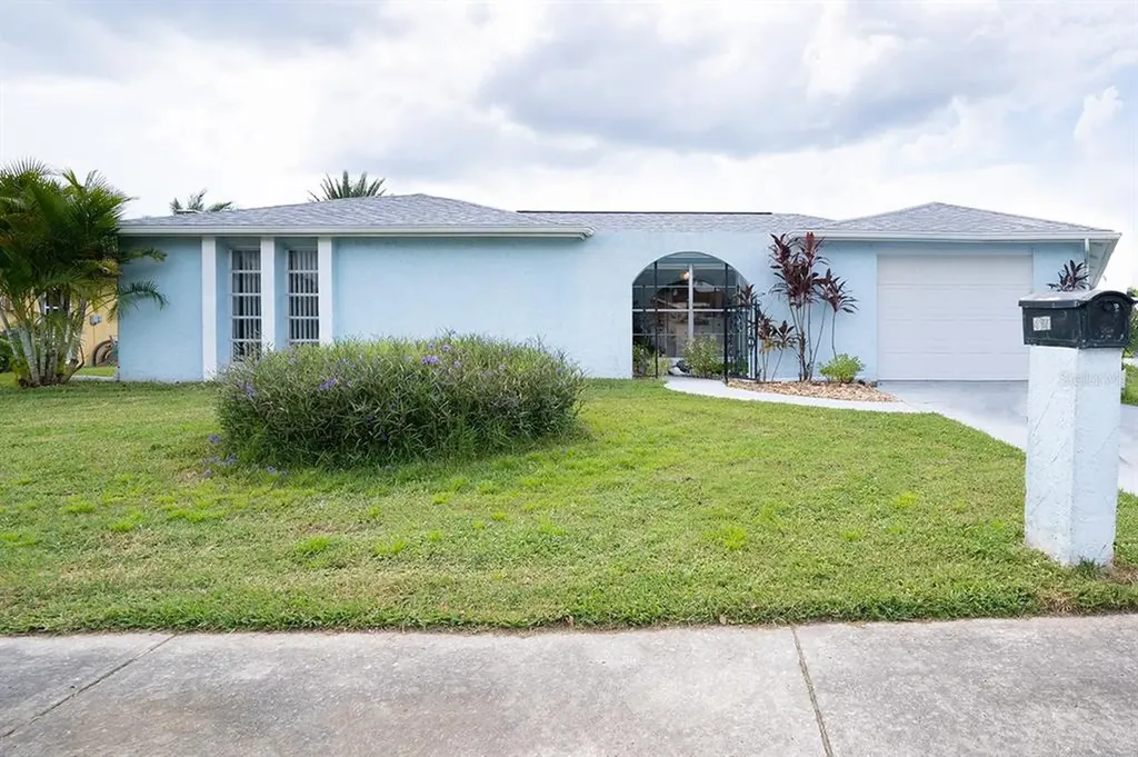9827 Tradewinds Drive Port Richey FL 34668