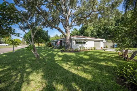 6101 6th Avenue S St Petersburg FL 33707