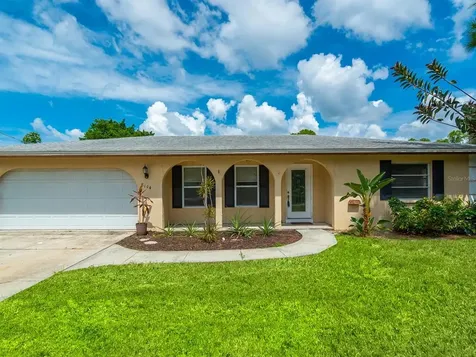 8104 17th Avenue NW Bradenton FL 34209