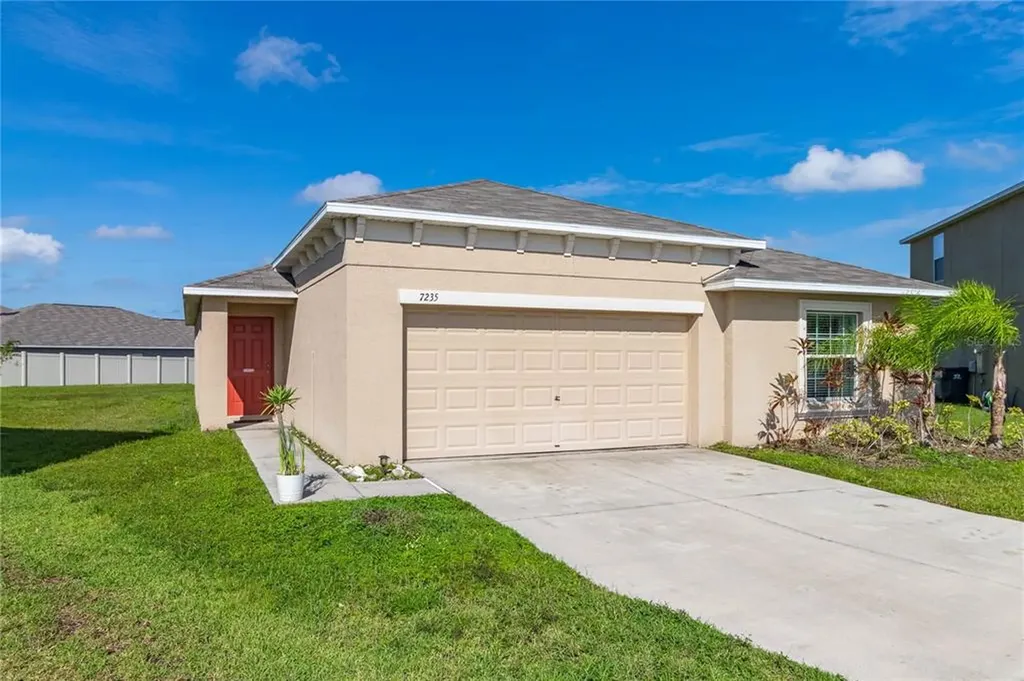 7235 Somerset Pond Drive Ruskin FL 33573