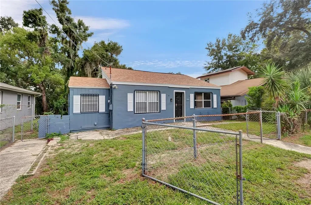 913 E Fairbanks Street Tampa FL 33604
