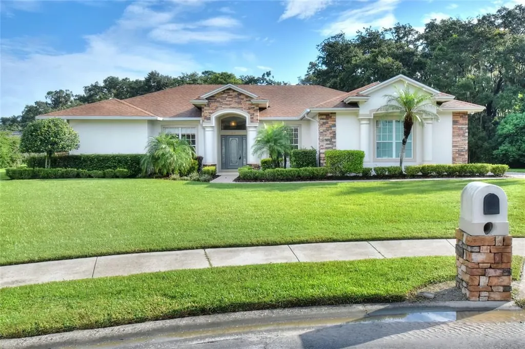 801 Skyway Court Lakeland FL 33803