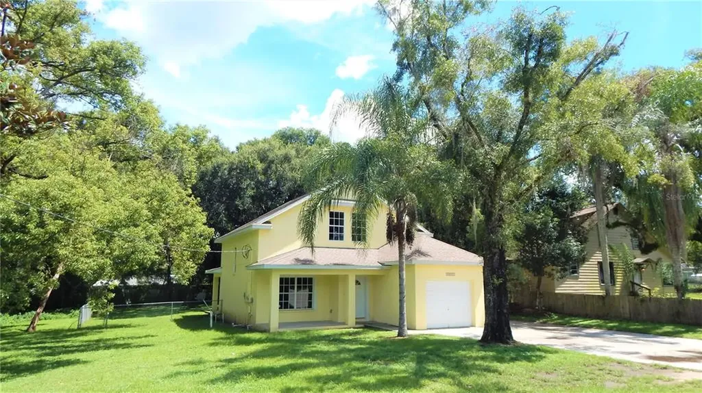 14244 21st Street Dade City FL 33523