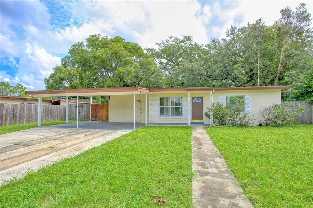 2203 Barksdale Drive Orlando FL 32822