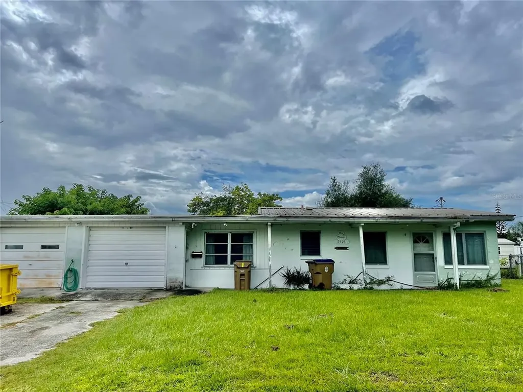 2528 Highland Avenue Kissimmee FL 34741