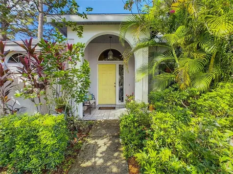 1877 Wood Hollow Circle Sarasota FL 34235