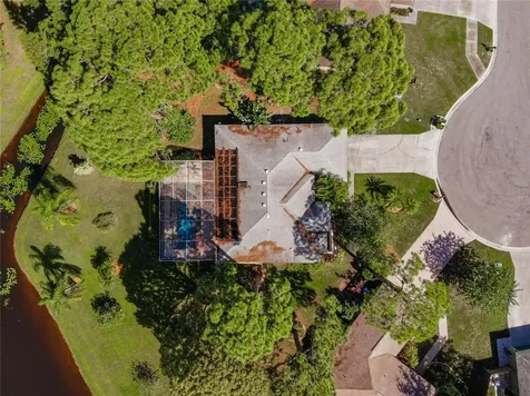 1877 Wood Hollow Circle Sarasota FL 34235