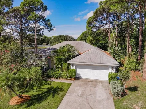 1877 Wood Hollow Circle Sarasota FL 34235