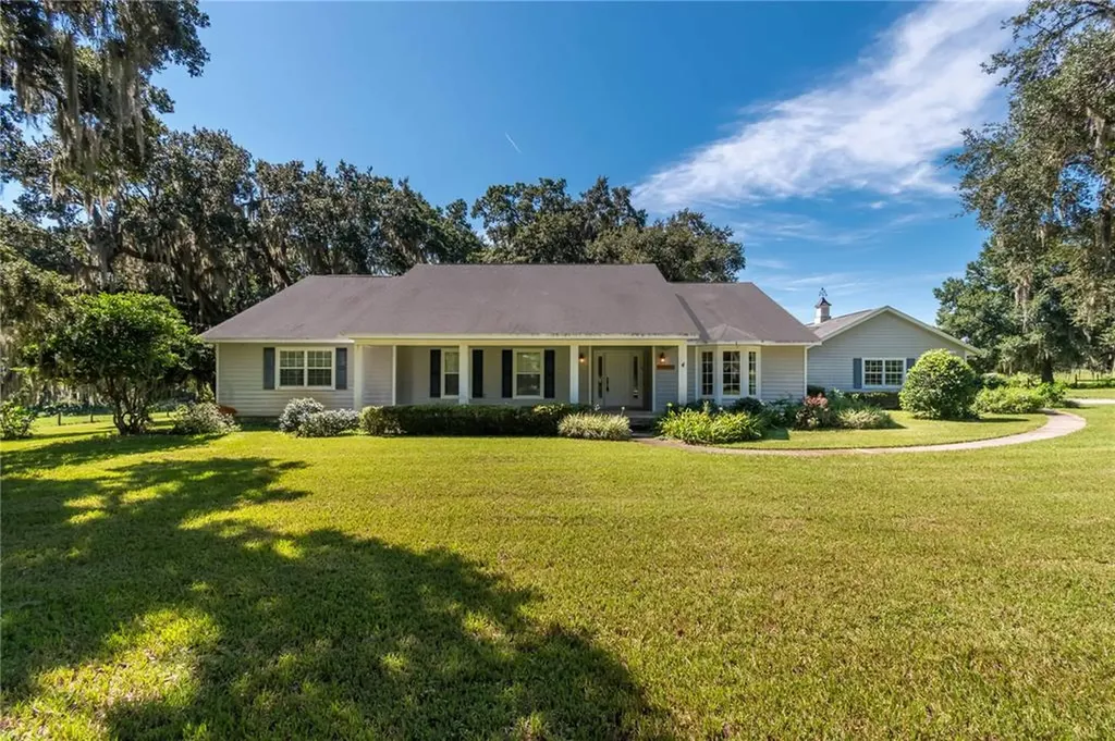 11730 SE Highway 42 Weirsdale FL 32195