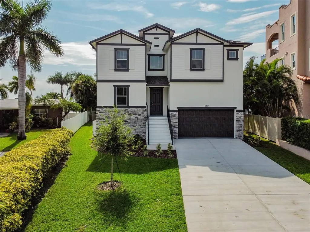 812 W Woodlawn Avenue Tampa FL 33603