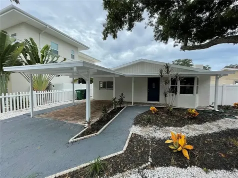 6305 S Selbourne Avenue Tampa FL 33611