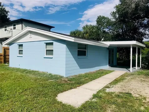 8411 N Seminole Avenue Tampa FL 33604