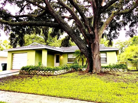 609 Century Drive Largo FL 33771
