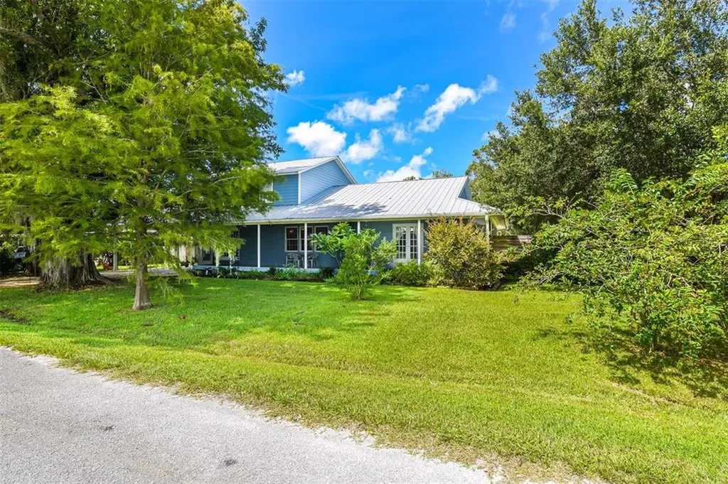 4718 Harris Avenue Sarasota FL 34233