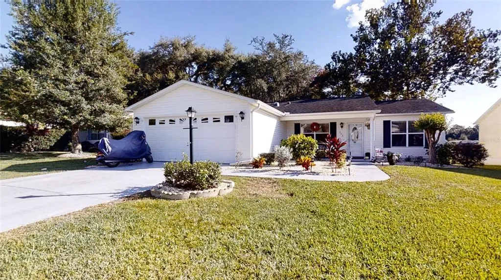 306 San Marino Drive Lady Lake FL 32159