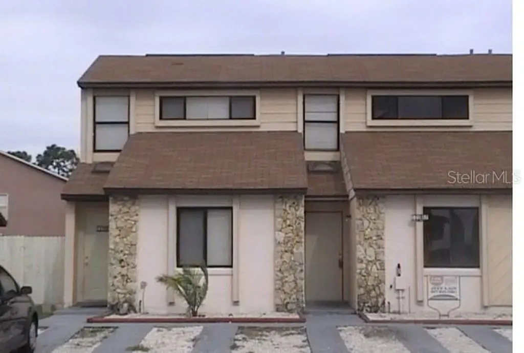 12285 Fox Hound Lane Orlando FL 32826