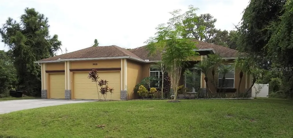 3621 Lapeer Avenue North Port FL 34287