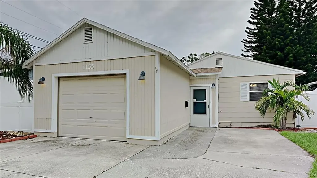 1155 36th Avenue N St Petersburg FL 33704