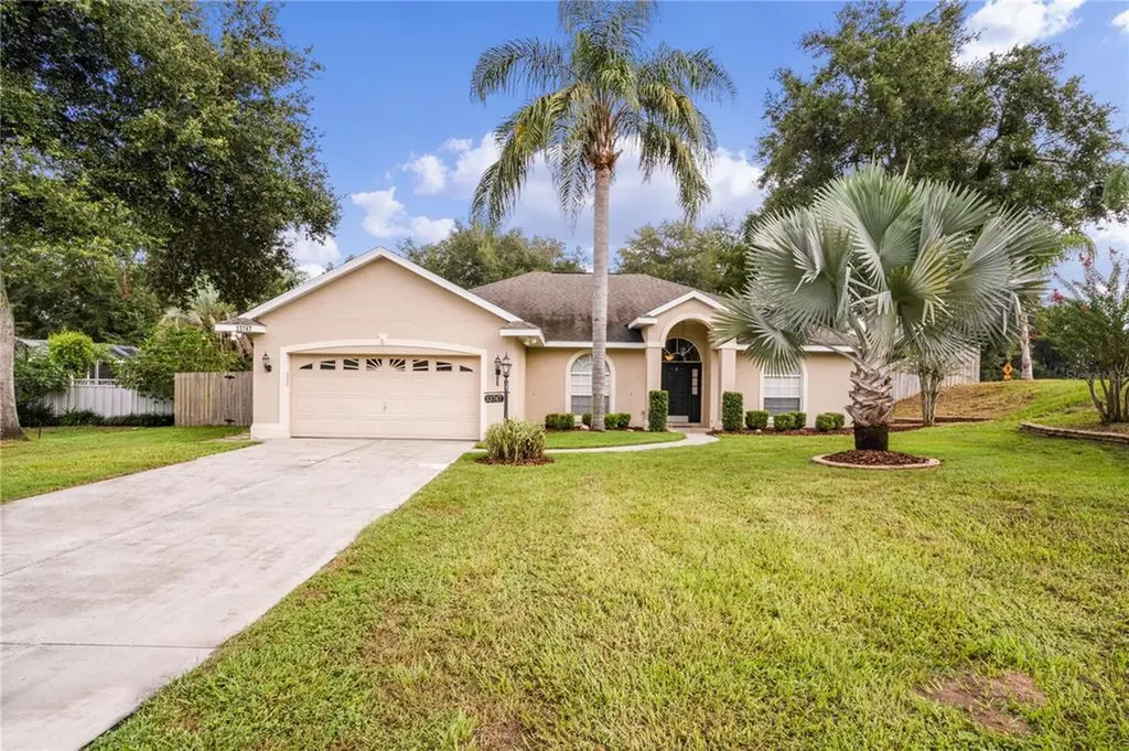 33747 Tarlton Drive Leesburg FL 34788