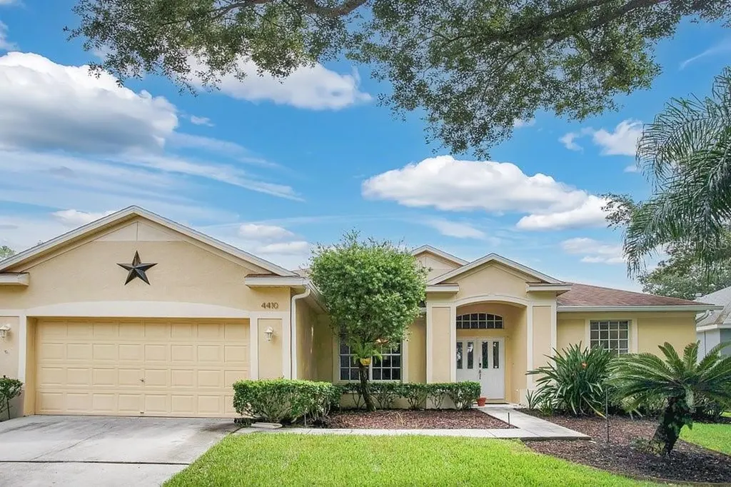 4410 River Close Boulevard Valrico FL 33596