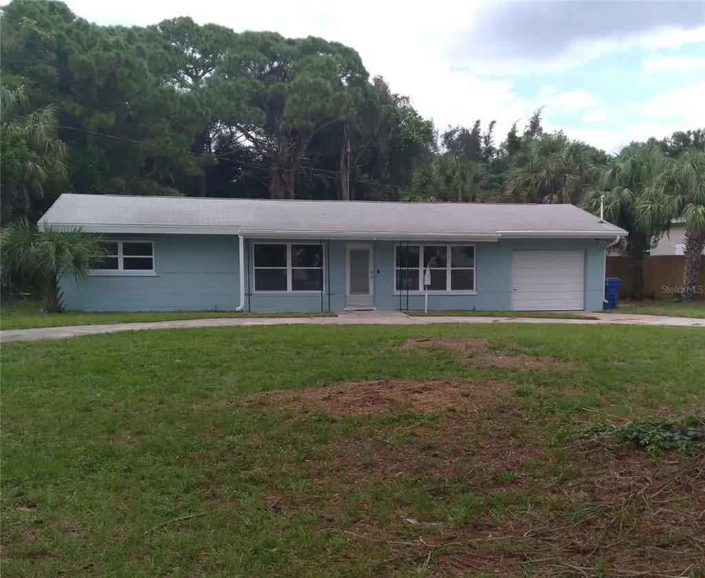 1323 Asturia Way S St Petersburg FL 33705
