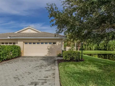 227 Reclinata Circle Venice FL 34292