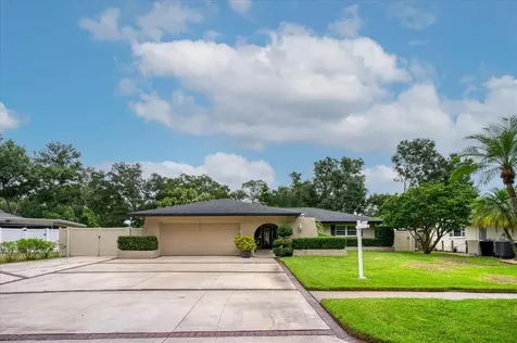2789 Forest View Drive Clearwater FL 33761