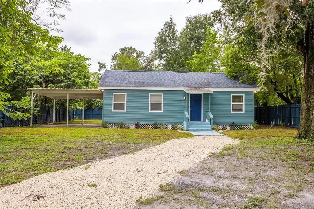 1501 E Navajo Avenue Tampa FL 33612