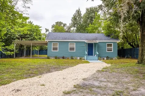 1501 E Navajo Avenue Tampa FL 33612
