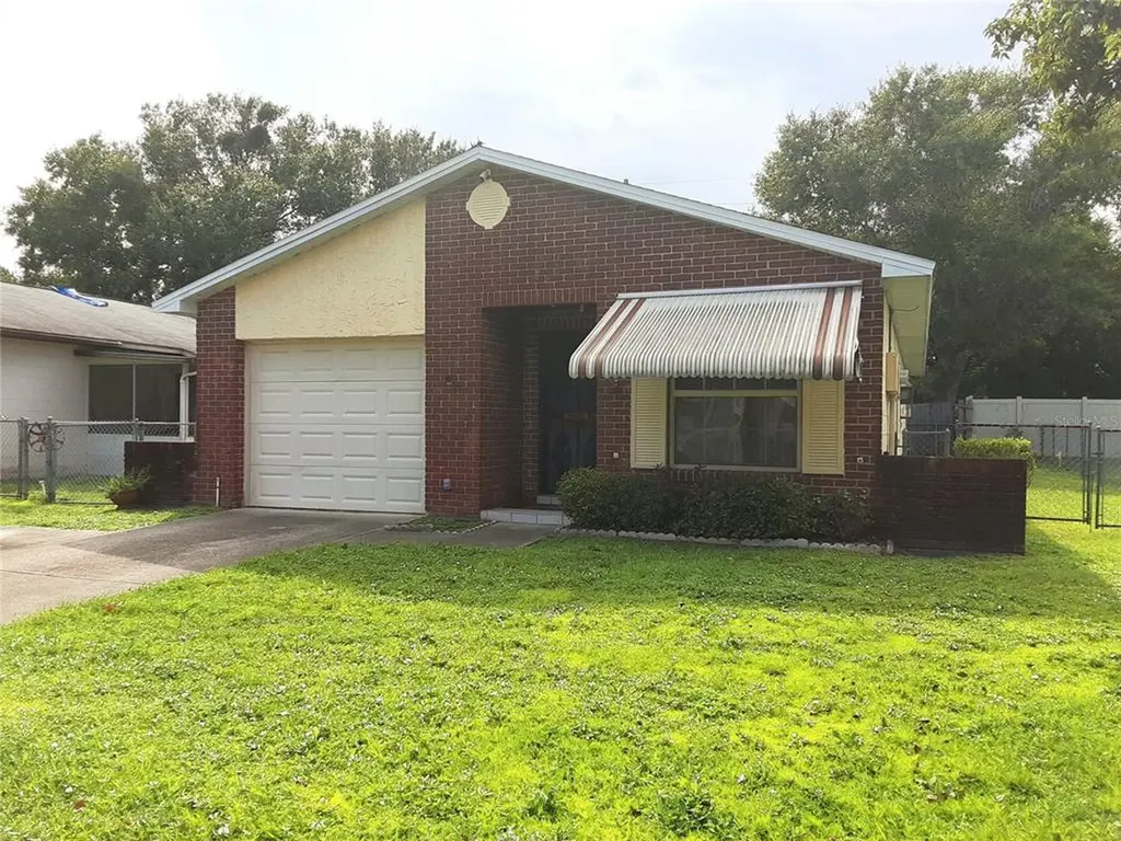 1307 Mill Creek Place Kissimmee FL 34744