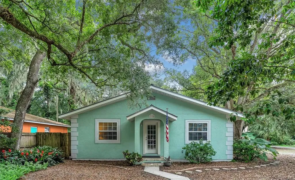 2100 Magnolia Avenue Sanford FL 32771