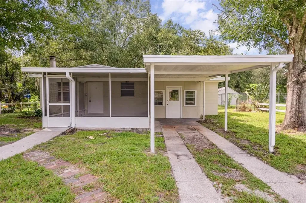 1061 30th Street NW Winter Haven FL 33881