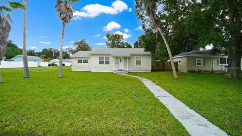 230 39th Avenue NE St Petersburg FL 33703