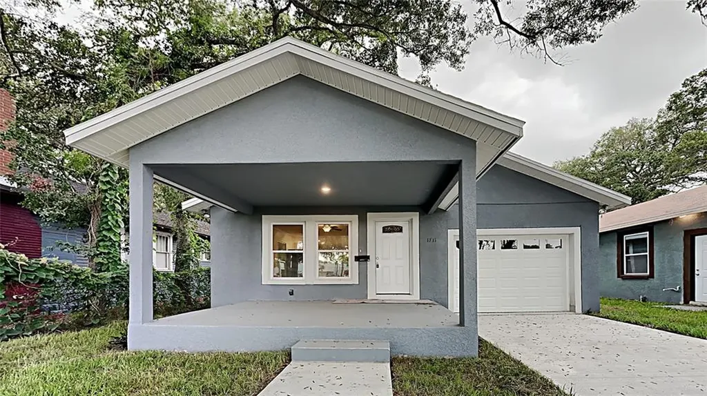 1711 12th Street S St Petersburg FL 33705