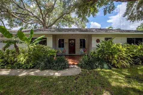 4201 27th Avenue N St Petersburg FL 33713