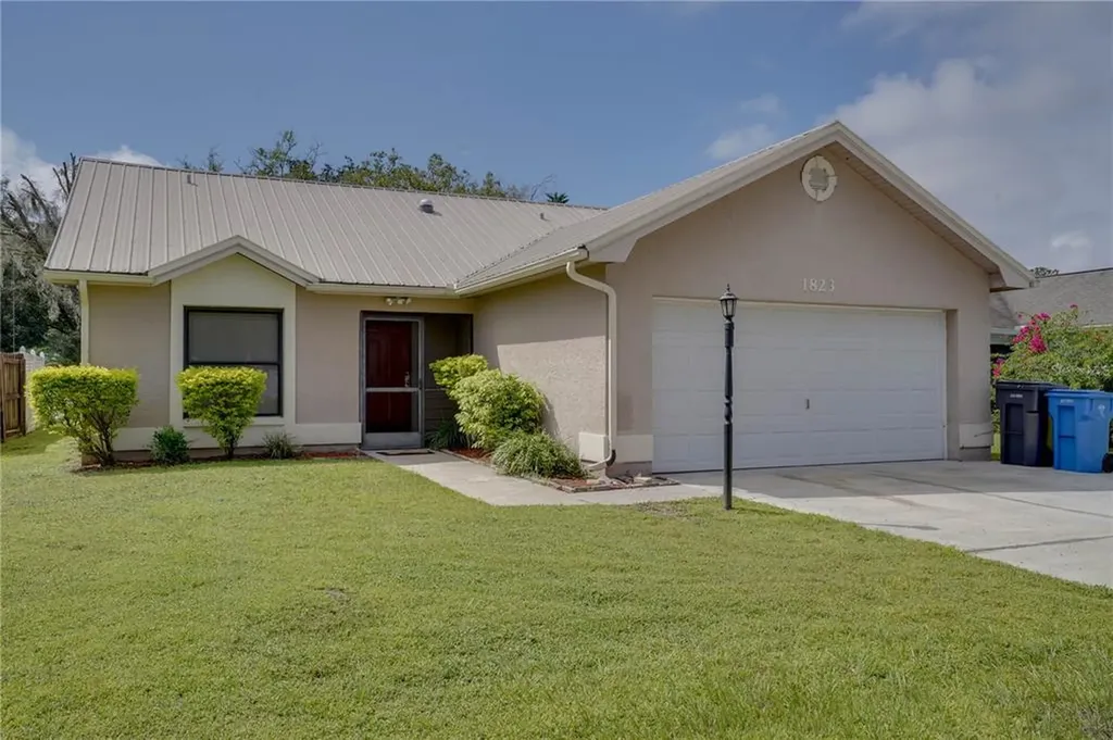 1823 Tarah Trace Drive Brandon FL 33510