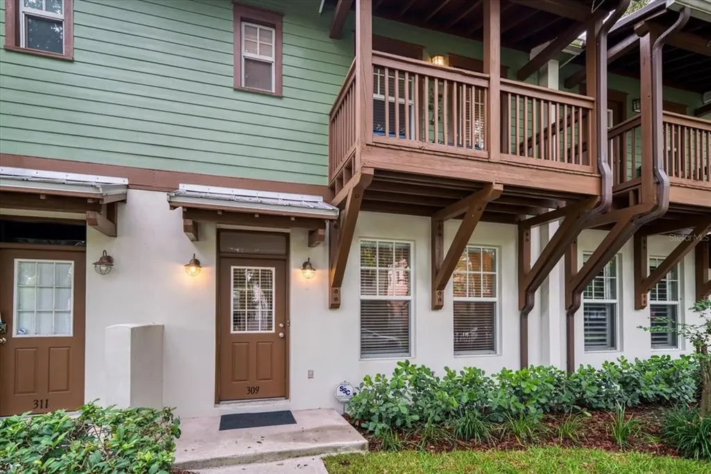 309 8th Avenue N St Petersburg FL 33701