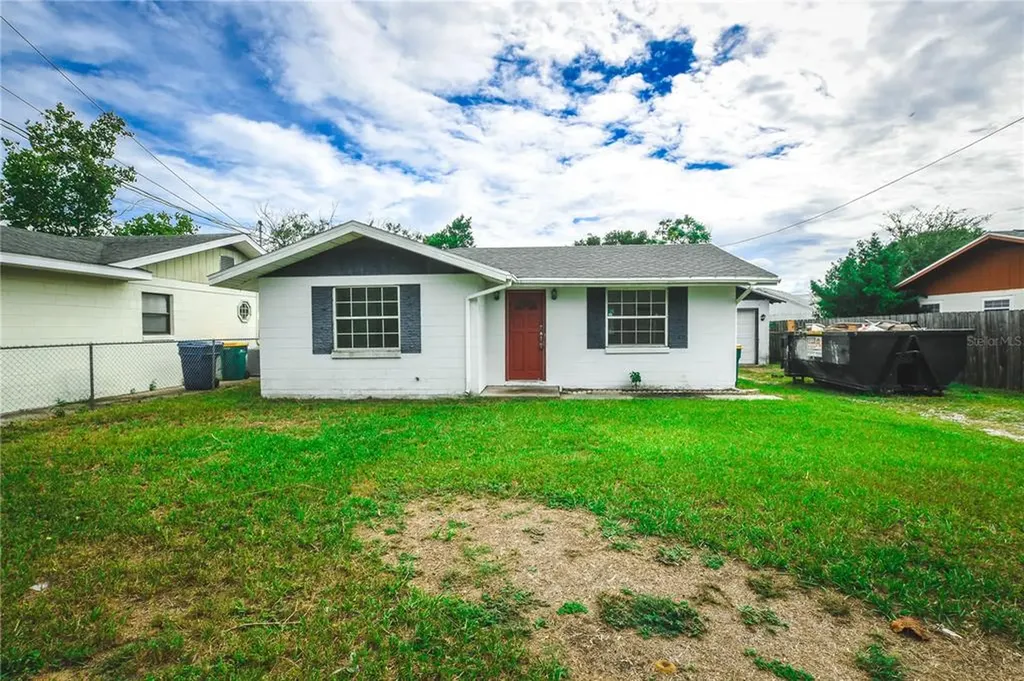 1200 Sherman Avenue Tavares FL 32778