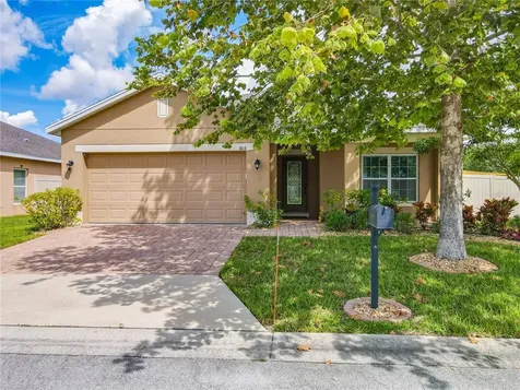 303 Salamanca Road Davenport FL 33837