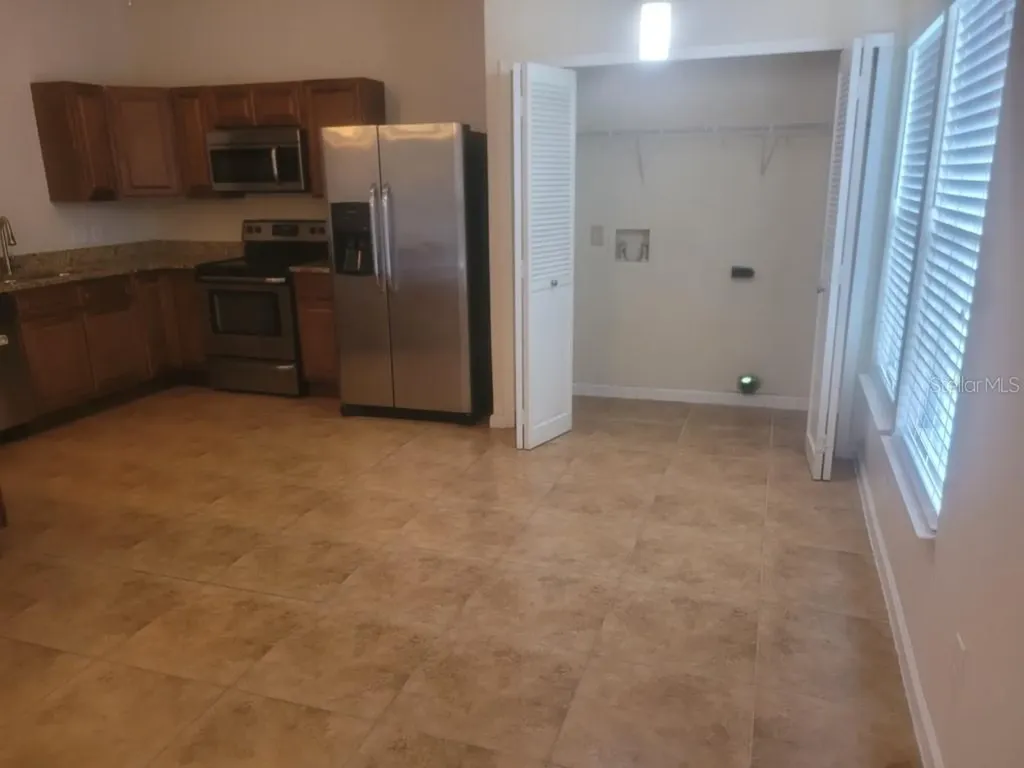 2013 Saint Martins Drive W Jacksonville FL 32246