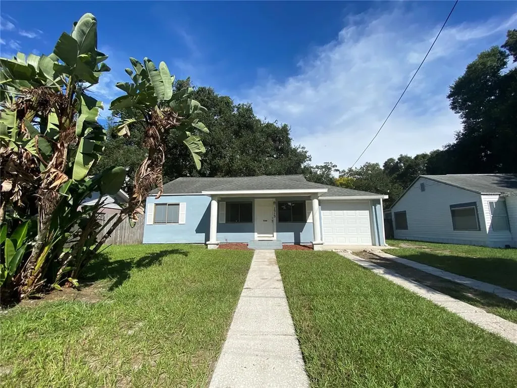 1513 16th Street W Bradenton FL 34205