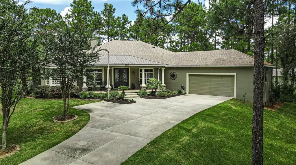 2094 County Road 243c Wildwood FL 34785