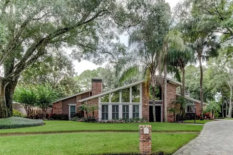 4204 Wayside Willow Court Tampa FL 33618