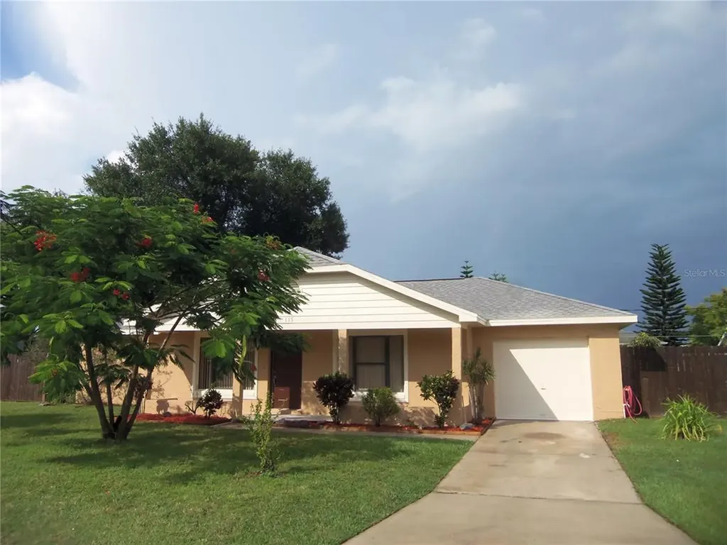 115 Hibiscus Lane Kissimmee FL 34743