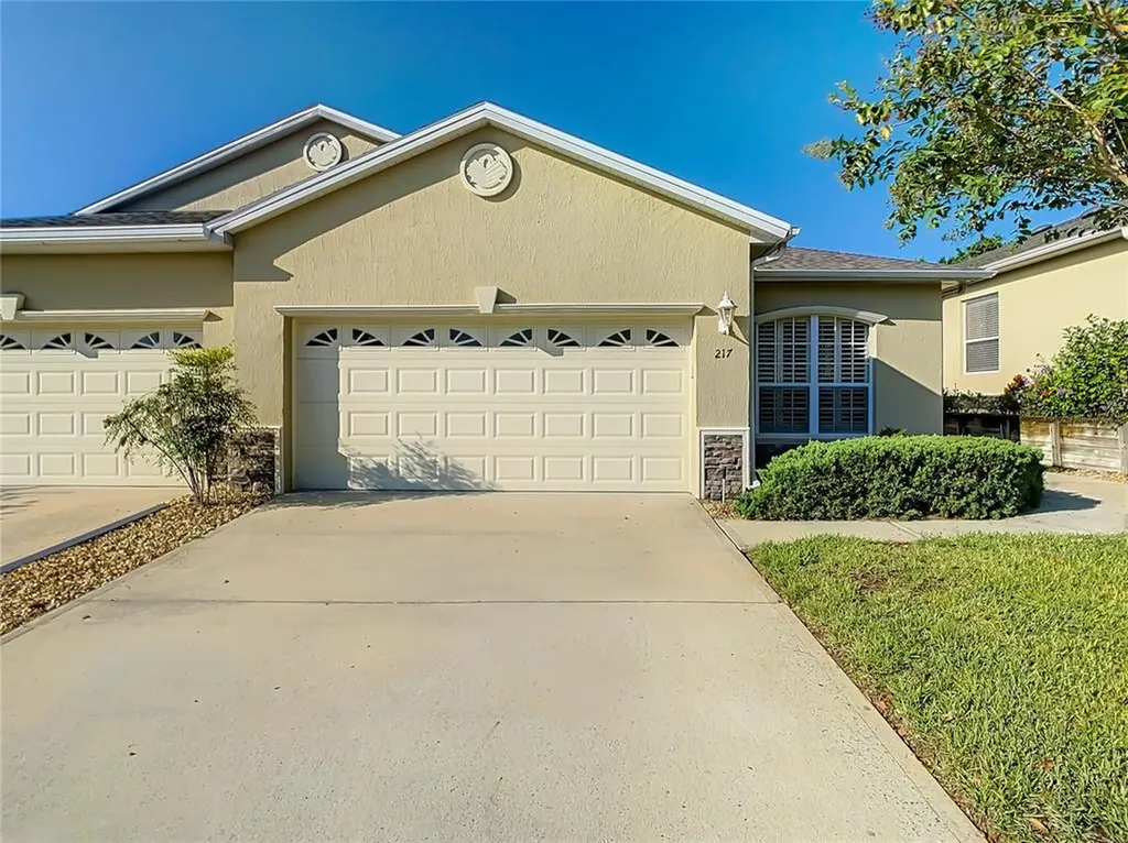 217 Lamonte Point Court Debary FL 32713